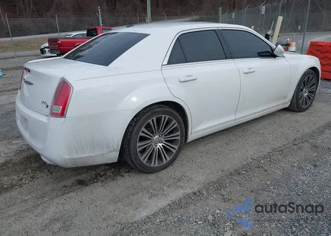 2013 Chrysler 300 S z USA, uszkodzony, nr VIN 2C3CCABGXDH606609